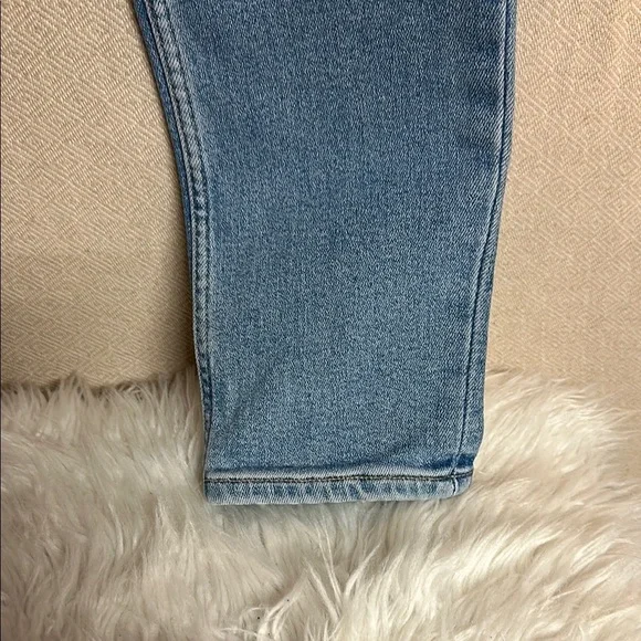 Women's Blue Jeans - Picture 4 of 9